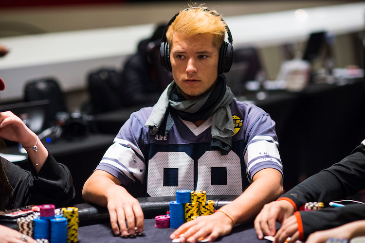 Felix Schulze_2018 APPT Macau_Main Event_Day 3_Giron_8JG8536